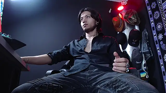 Dicaprioo  online show from 03/05/25, 07:06