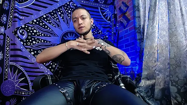 Dicaprioo  online show from 10/03/25, 06:49