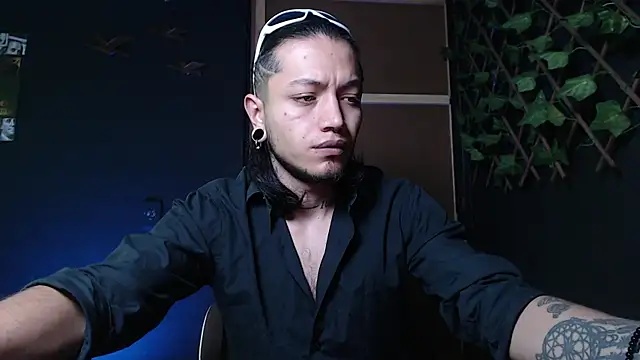 Dicaprioo  online show from 10/25/25, 12:56