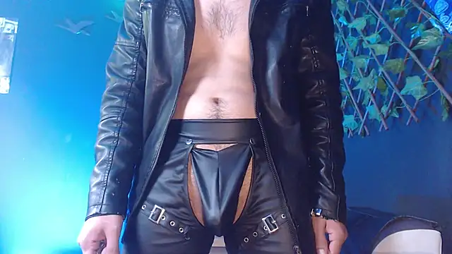 Snapshot of Dicaprioo_ chatting on 11/13/25, 03:55 Dicaprioo online show from 11/13/25, 03:55