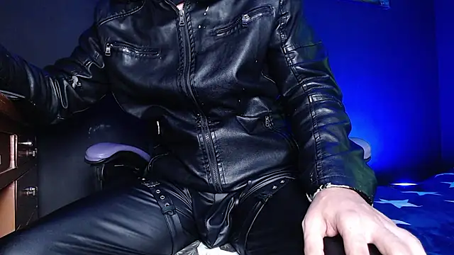 Snapshot of Dicaprioo_ chatting on 02/21/26, 09:38 Dicaprioo online show from 02/21/26, 09:38