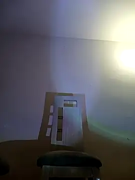 Snapshot of Dicaprioo_ chatting on 03/06/26, 03:25 Dicaprioo online show from 03/06/26, 03:25