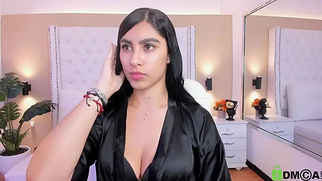 Emily roux online show from 11/07/25, 03:28