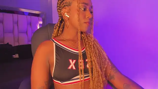 EmilyHaan online show from 01/26/25, 07:41