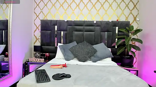 Snapshot of RubbyTaylor chatting on 01/22/25, 02:14 RubbyTaylor online show from 01/22/25, 02:14