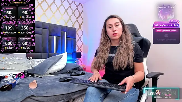 Snapshot of RubbyTaylor chatting on 02/24/25, 02:48 RubbyTaylor online show from 02/24/25, 02:48