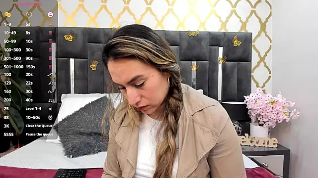 Snapshot of RubbyTaylor chatting on 09/24/25, 02:31 RubbyTaylor online show from 09/24/25, 02:31