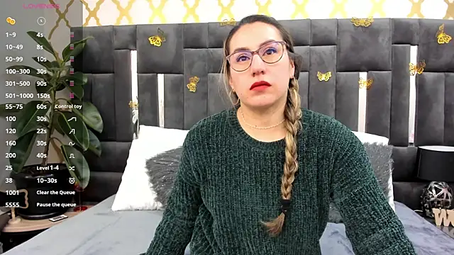 Snapshot of RubbyTaylor chatting on 10/10/25, 12:15 RubbyTaylor online show from 10/10/25, 12:15