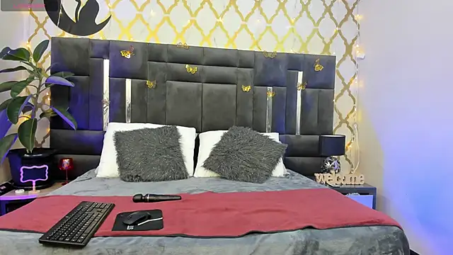 RubbyTaylor online show from 11/19/25, 02:39