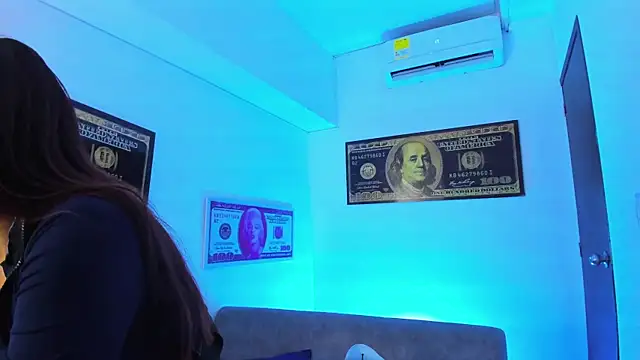 Elsalombardi  online show from 01/29/25, 11:51