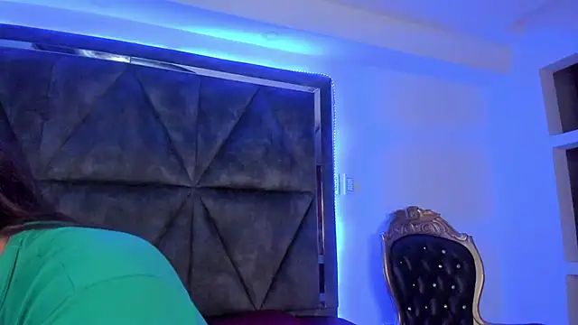 Elsalombardi  online show from 02/10/25, 12:18