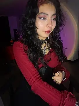 Snapshot of _Gothiccbitch_ chatting on 10/04/25, 02:53  Gothiccbitch  online show from 10/04/25, 02:53