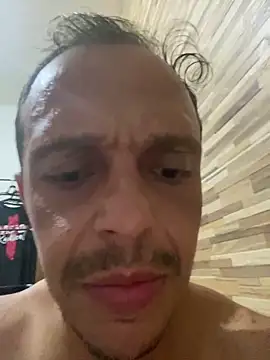 Snapshot of Carioca19cmbi chatting on 01/05/25, 03:22 Carioca19cmbi online show from 01/05/25, 03:22