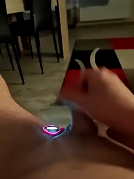 Szeltolo001 online show from 03/08/26, 03:10