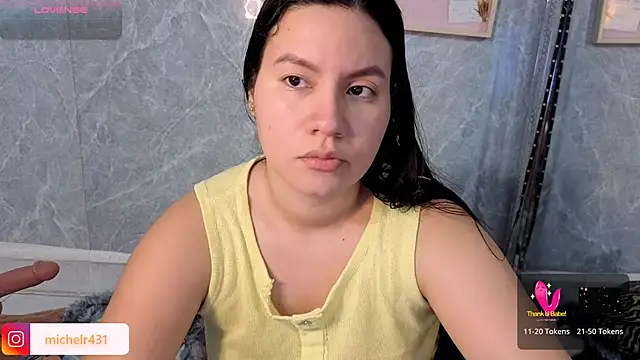 Snapshot of Mia__reys chatting on 05/27/26, 01:08 Mia reys online show from 05/27/26, 01:08