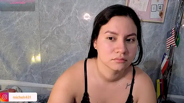 Snapshot of Mia__reys chatting on 07/11/26, 12:19 Mia reys online show from 07/11/26, 12:19