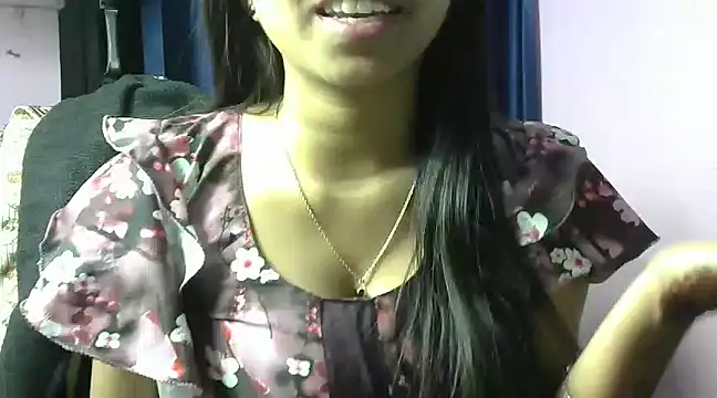 momo lov online show from 02/13/25, 05:16