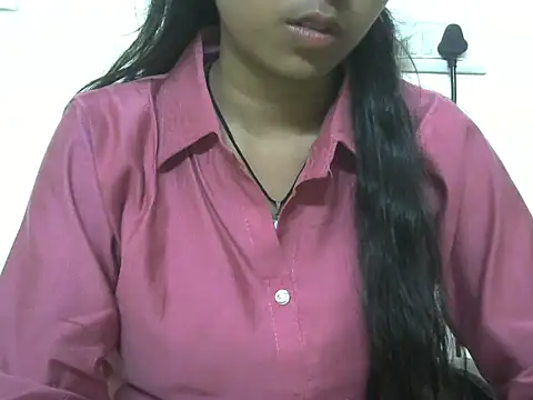 momo lov online show from 09/28/25, 04:51