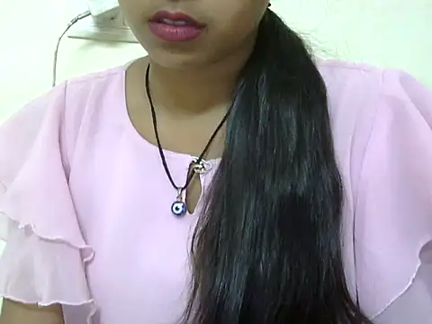 momo lov online show from 10/11/25, 05:17