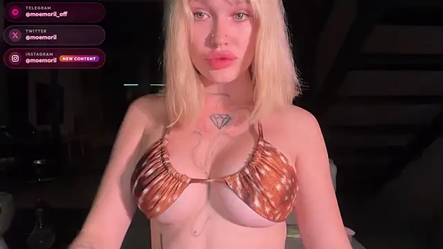 Snapshot of Golden_Aline chatting on 06/26/26, 11:03 Golden Aline online show from 06/26/26, 11:03