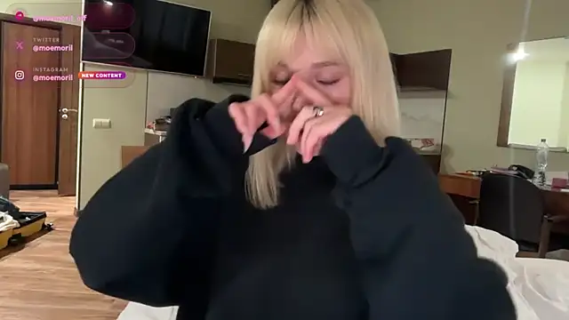 Snapshot of Golden_Aline chatting on 07/06/26, 03:14 Golden Aline online show from 07/06/26, 03:14