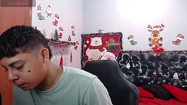 Snapshot of Wiiliam_20 chatting on 12/03/24, 02:49 Wiiliam 20 online show from 12/03/24, 02:49