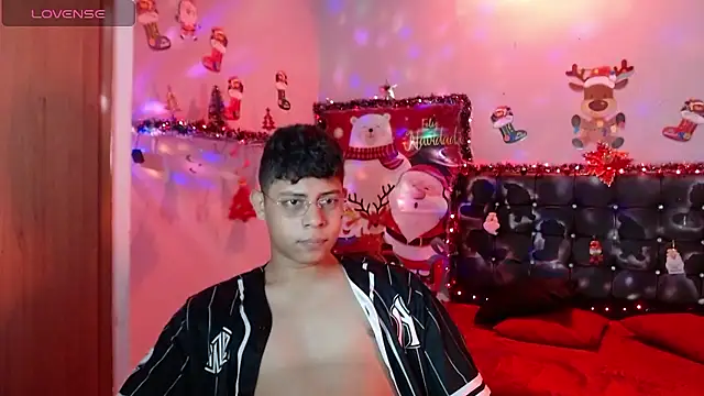 Snapshot of Wiiliam_20 chatting on 12/05/24, 12:55 Wiiliam 20 online show from 12/05/24, 12:55