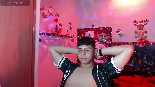 Snapshot of Wiiliam_20 chatting on 12/05/24, 04:01 Wiiliam 20 online show from 12/05/24, 04:01