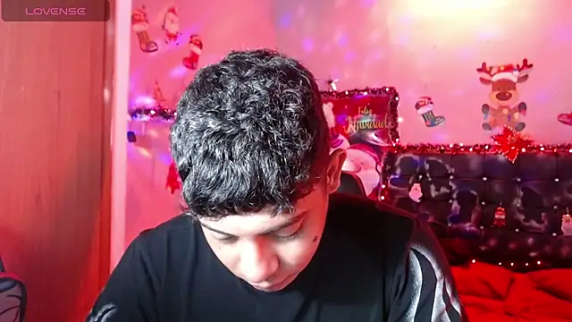 Snapshot of Wiiliam_20 chatting on 12/07/24, 05:20 Wiiliam 20 online show from 12/07/24, 05:20