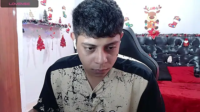 Snapshot of Wiiliam_20 chatting on 01/08/25, 04:22 Wiiliam 20 online show from 01/08/25, 04:22