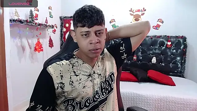 Snapshot of Wiiliam_20 chatting on 01/17/25, 02:18 Wiiliam 20 online show from 01/17/25, 02:18