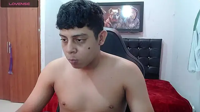 Snapshot of Wiiliam_20 chatting on 02/05/25, 08:35 Wiiliam 20 online show from 02/05/25, 08:35