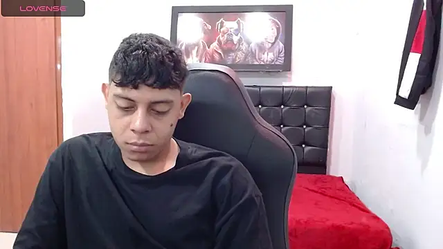 Snapshot of Wiiliam_20 chatting on 02/24/25, 12:16 Wiiliam 20 online show from 02/24/25, 12:16