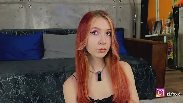 Snapshot of izi-fox chatting on 02/06/26, 04:43 izi-fox online show from 02/06/26, 04:43