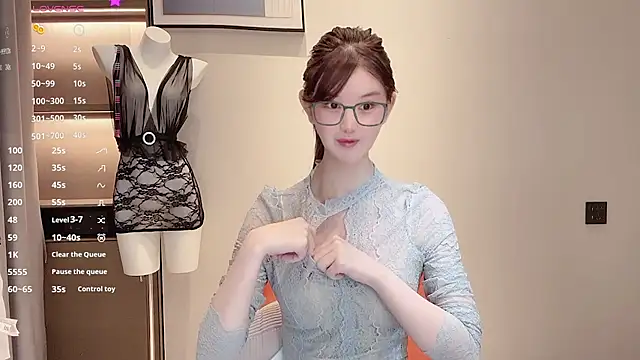 omaiiil online show from 10/14/25, 01:34