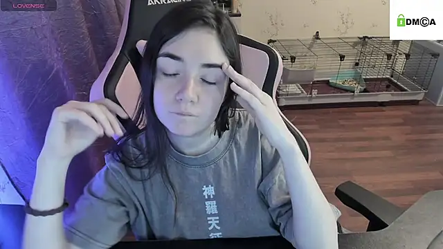 Crazy forest fairy online show from 12/28/24, 04:08