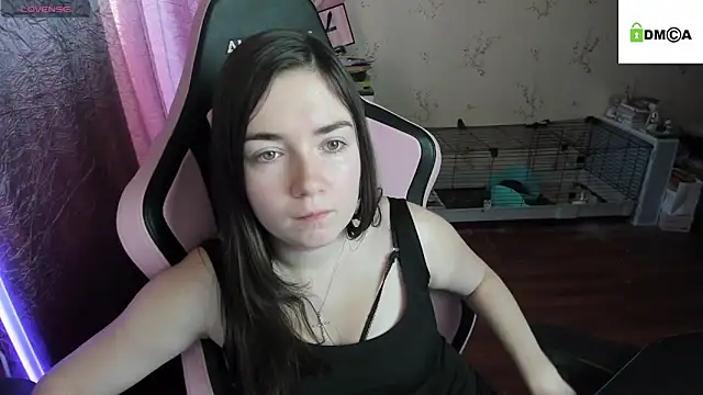 Crazy forest fairy online show from 10/18/25, 01:34