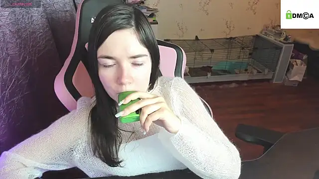 Crazy forest fairy online show from 10/23/25, 03:55