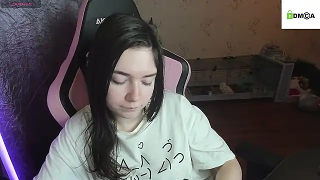 Crazy forest fairy online show from 12/02/25, 01:33