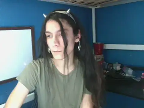 Snapshot of Flappywig chatting on 01/09/25, 06:38 Flappywig online show from 01/09/25, 06:38