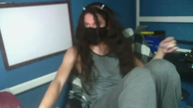 Snapshot of Flappywig chatting on 02/16/25, 05:59 Flappywig online show from 02/16/25, 05:59