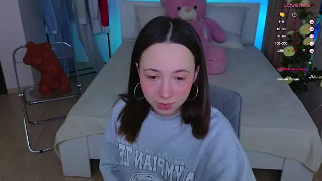 Hayle Hill online show from 02/04/25, 05:21