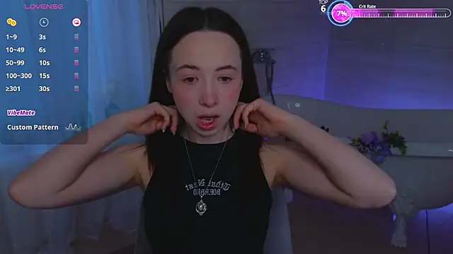 Snapshot of Hayle_Hill chatting on 03/28/26, 12:43 Hayle Hill online show from 03/28/26, 12:43