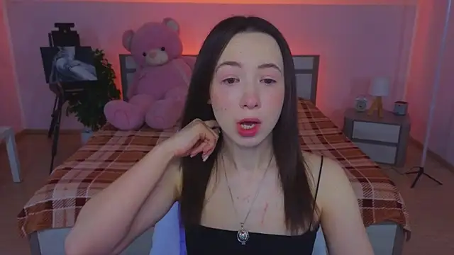 Snapshot of Hayle_Hill chatting on 04/12/26, 12:48 Hayle Hill online show from 04/12/26, 12:48