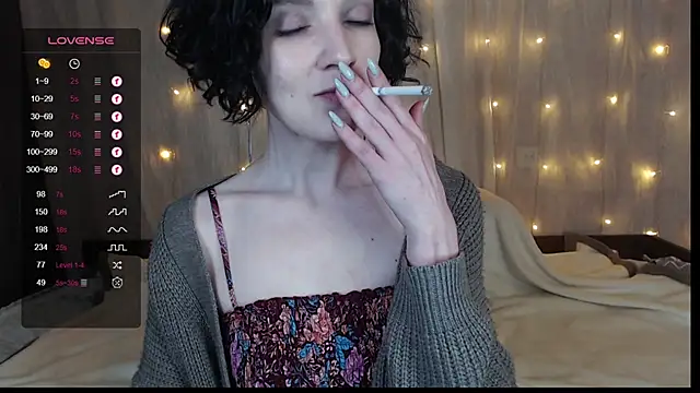 TinaWince online show from 12/02/24, 07:47