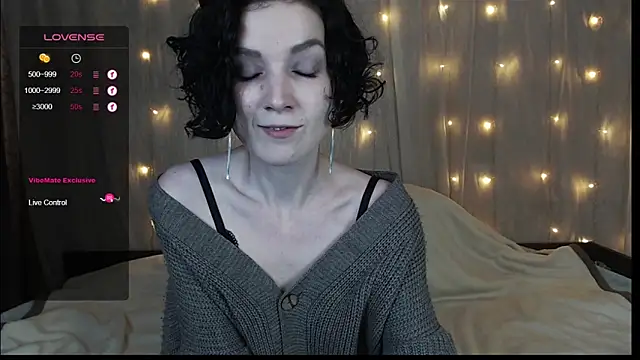 TinaWince online show from 12/13/24, 08:09