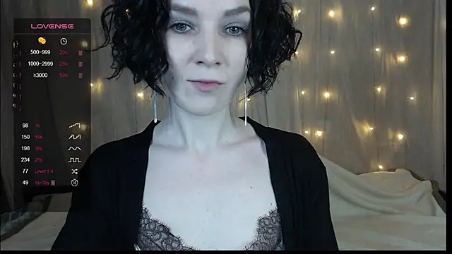 TinaWince online show from 12/22/24, 05:01