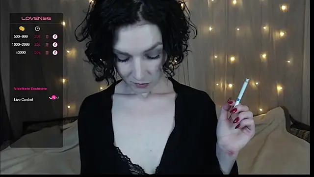 TinaWince online show from 12/27/24, 07:51