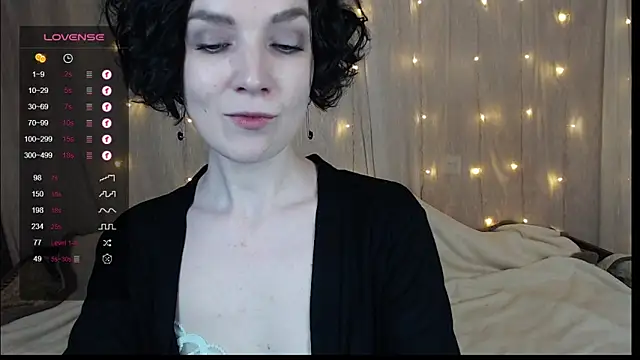 TinaWince online show from 01/04/25, 07:55