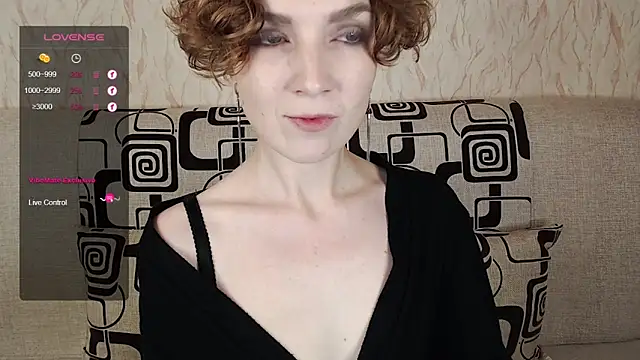 TinaWince online show from 10/05/25, 04:33